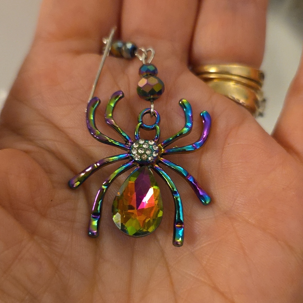 Irridescent Spider Earrings SPOOKY #2 - Picture 7 of 7